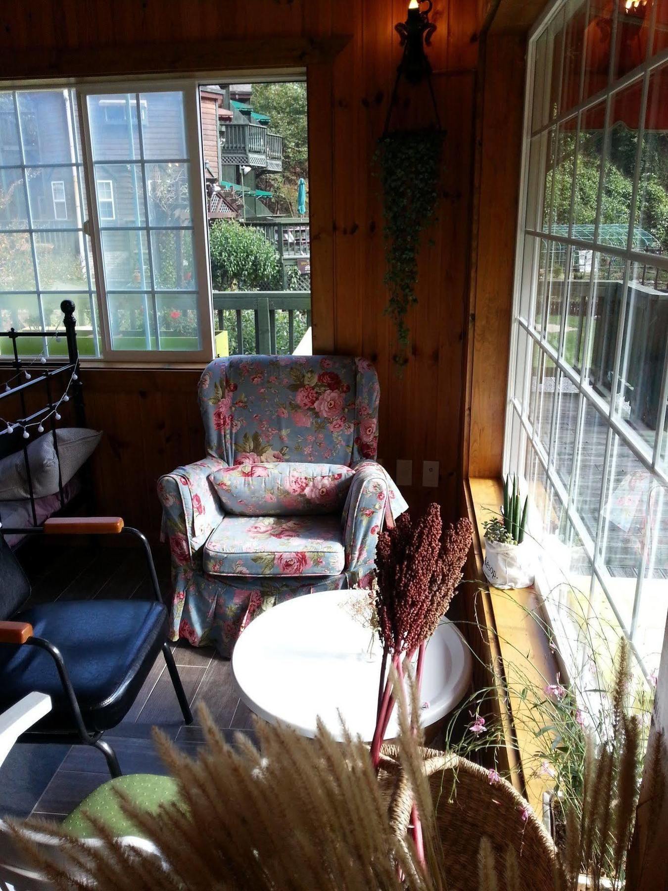 Gyeongju Jy Pension Екстер'єр фото