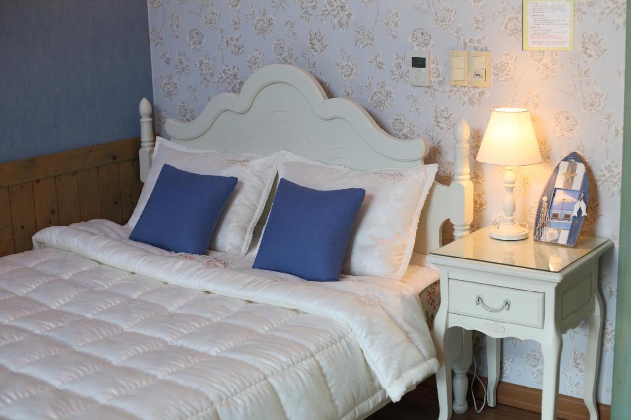 Gyeongju Jy Pension Екстер'єр фото