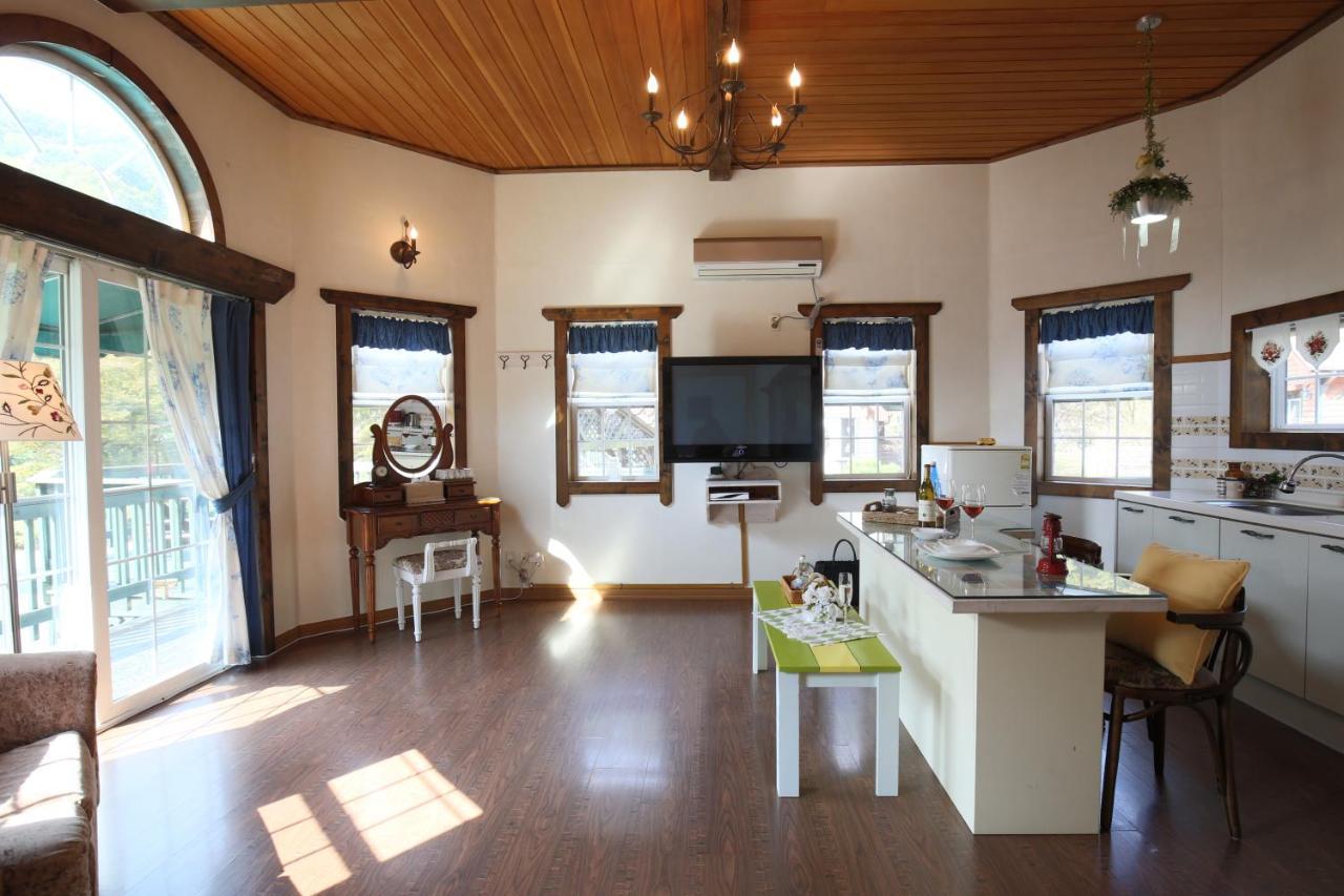 Gyeongju Jy Pension Екстер'єр фото